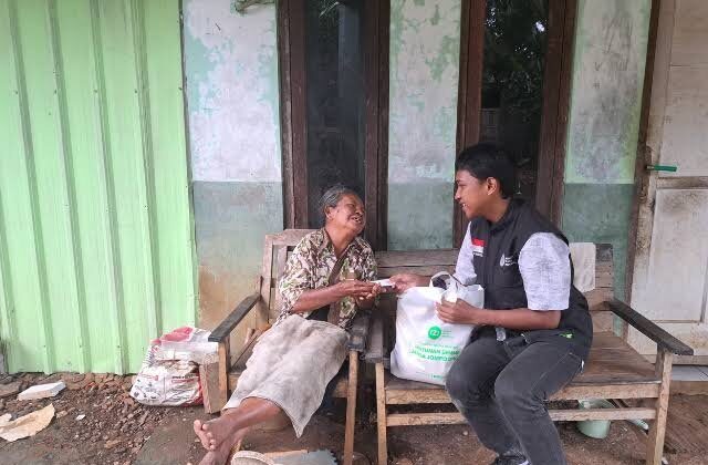Santunan Dhuafa
